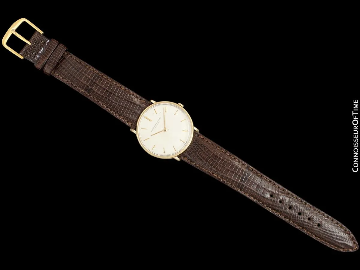 1950's Audemars Piguet "Extra-Flat" Vintage Mens Midsize Watch - 18K Gold