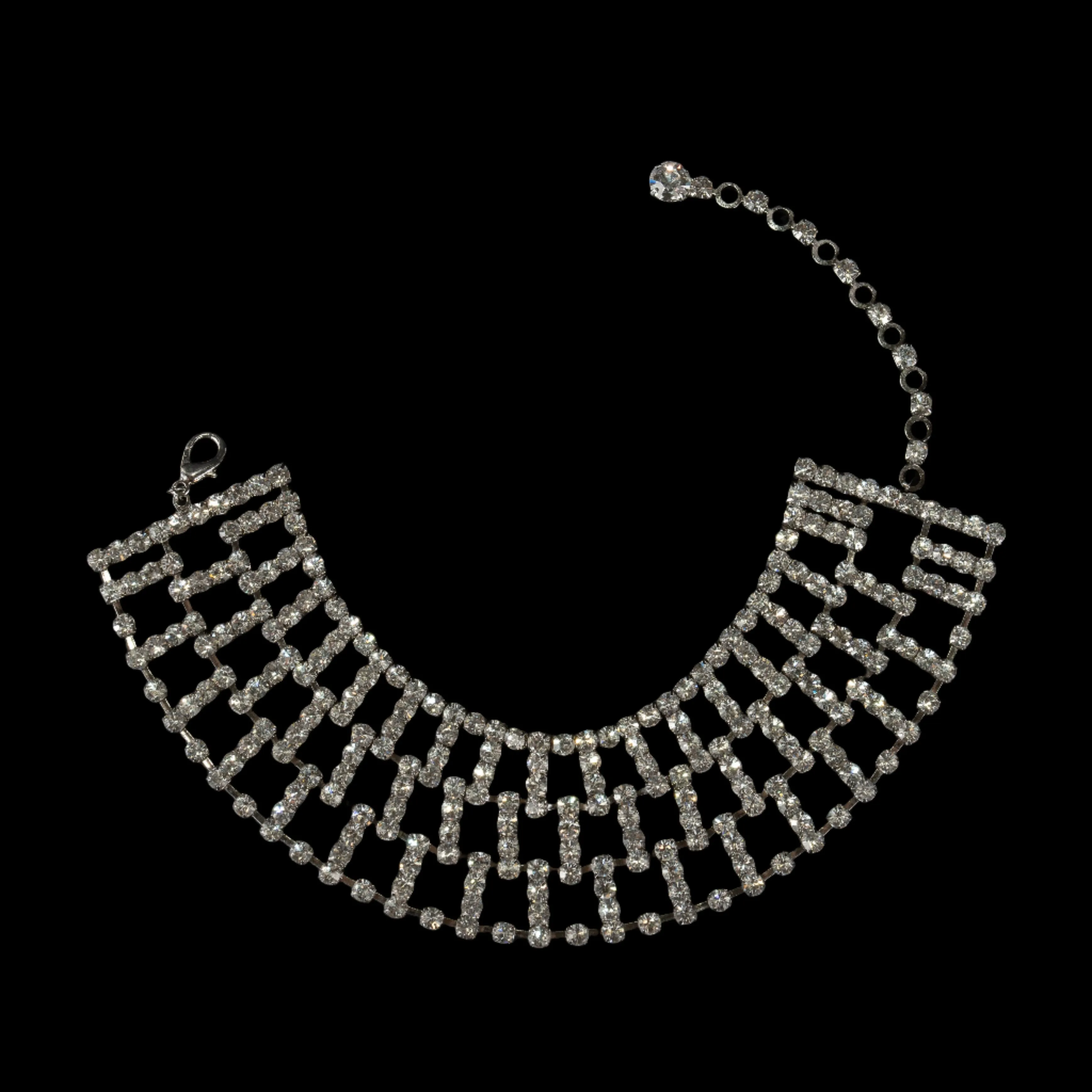 AILA CHOKER