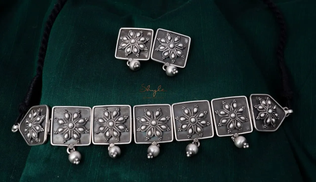 Anvaya Flower Embossed Ball drop Choker Set