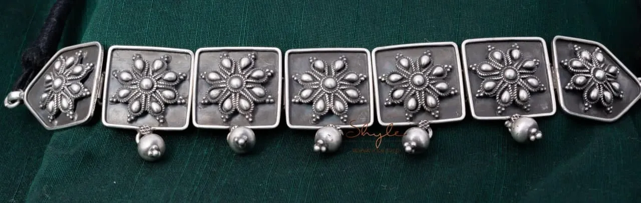 Anvaya Flower Embossed Ball drop Choker Set