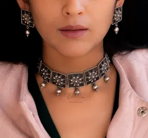 Anvaya Flower Embossed Ball drop Choker Set