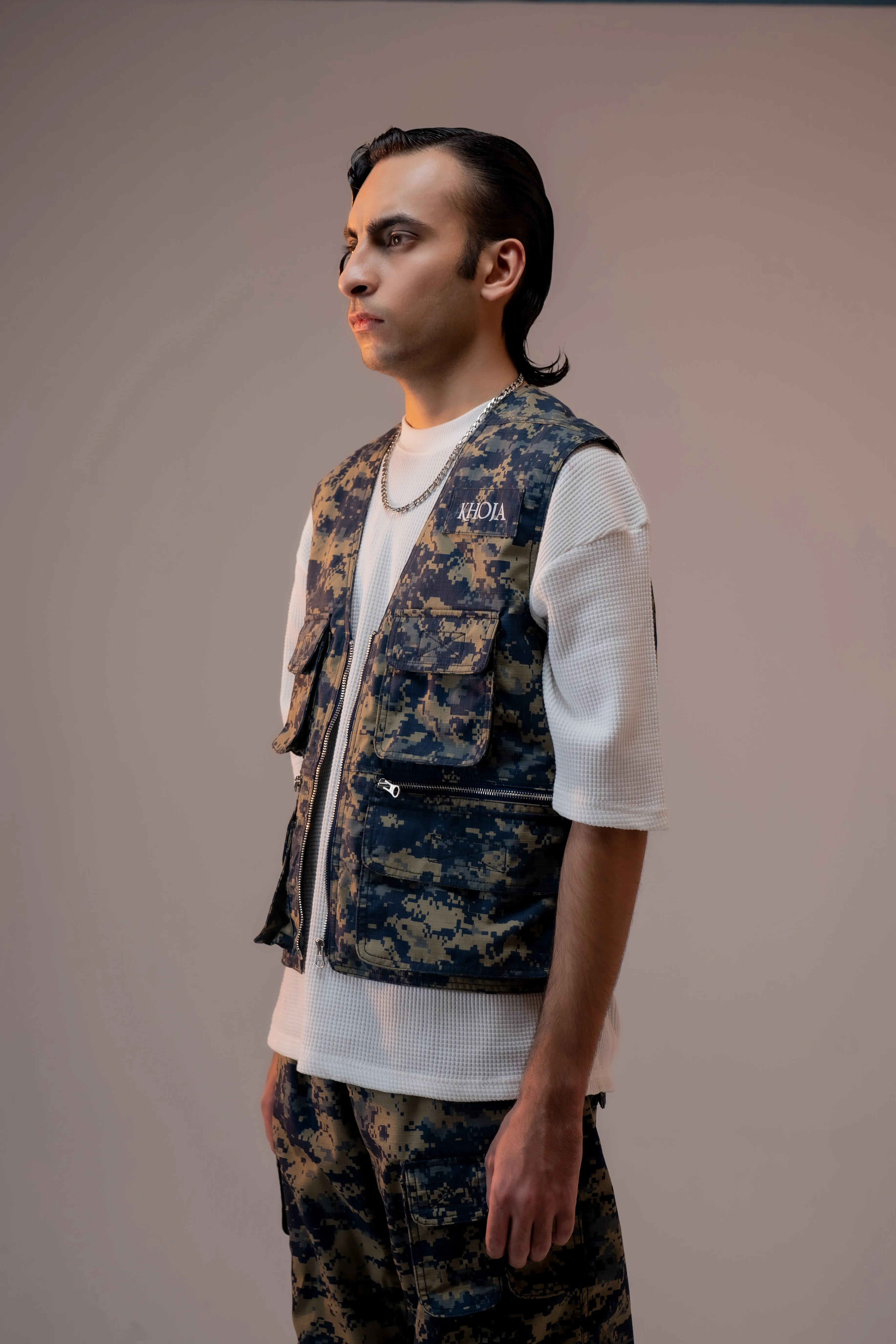 CAMOUFLAGE UTILITY VEST