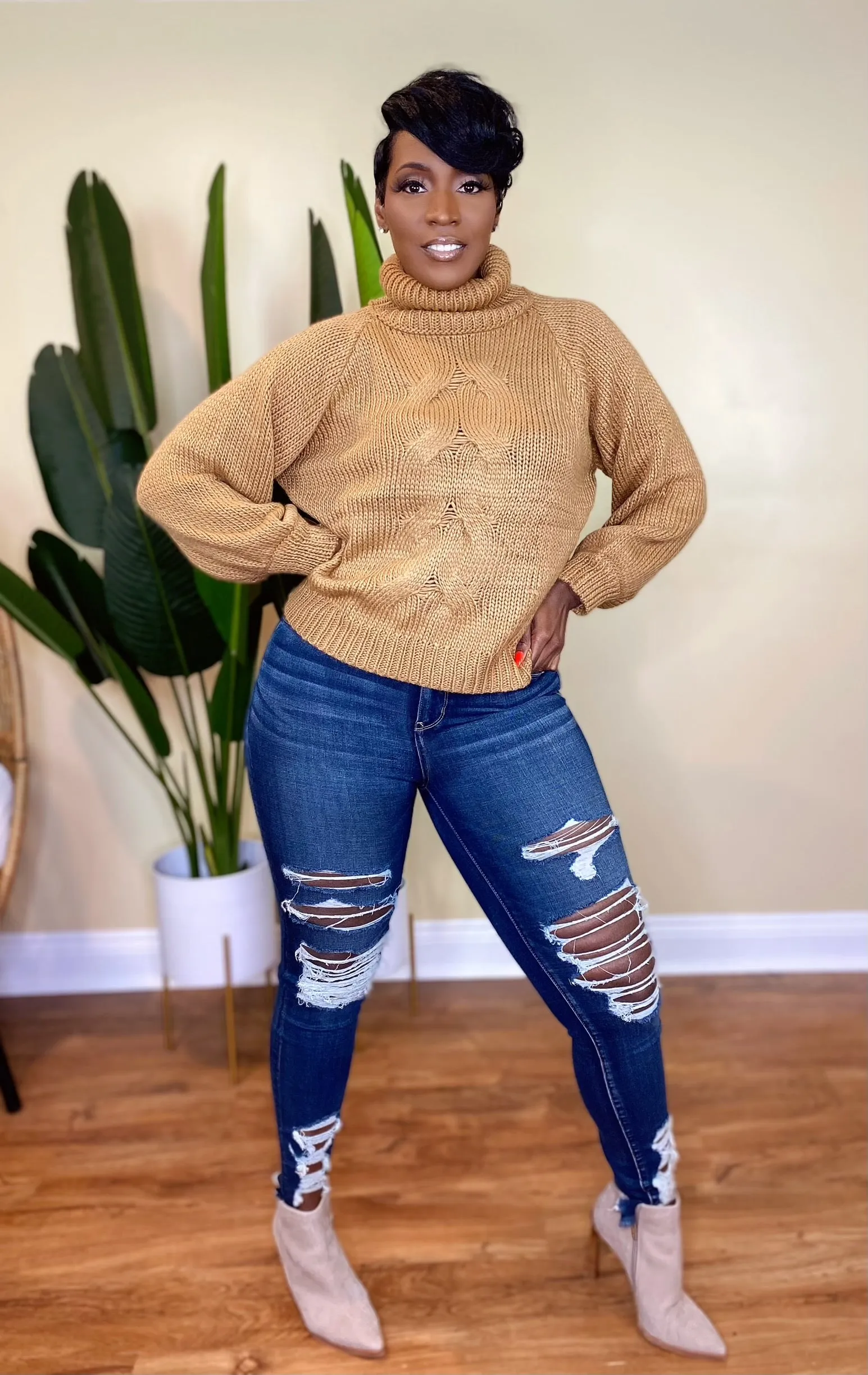 DEEP CAMEL TURTLENECK
