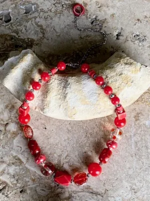 Ember Short Silhouette Necklace