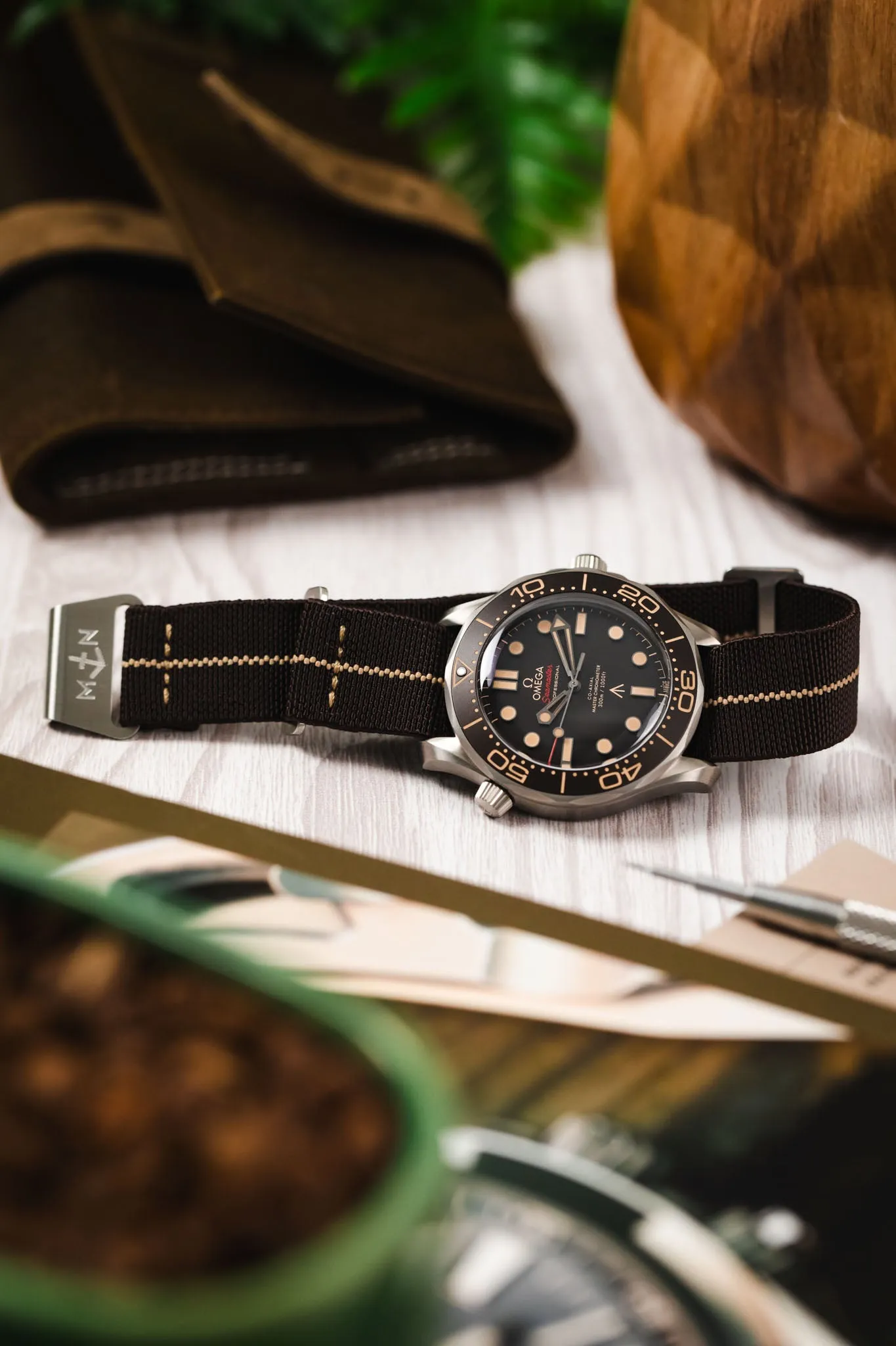Erika's Originals HAVANA MN™ Strap with MOKKA Centerline - BRUSHED Hardware