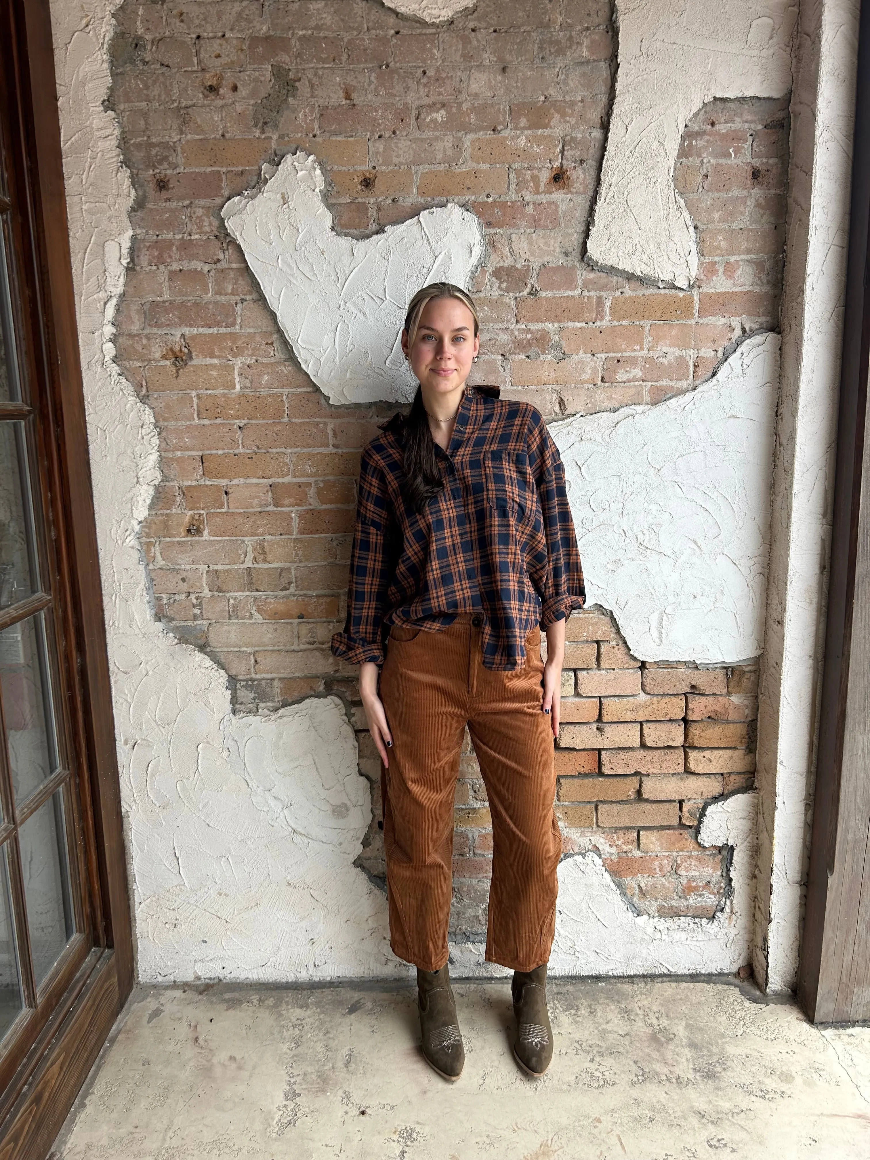 Fall Feeling Flannel: Navy/Camel