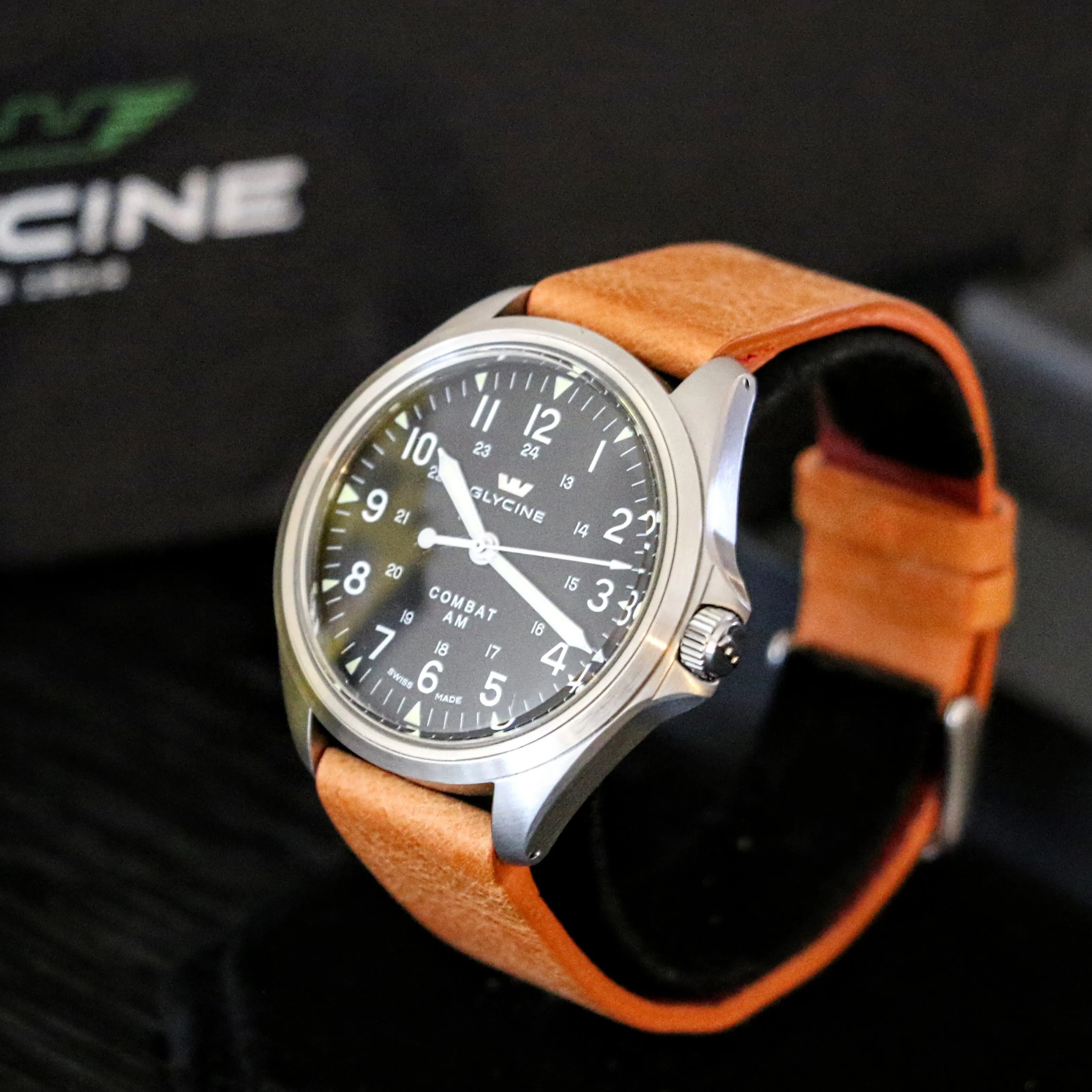 GLYCINE Combat AM Automatic Watch Ref GL0239 DEMO UNIT NEAR NOS! 2 STRAPS