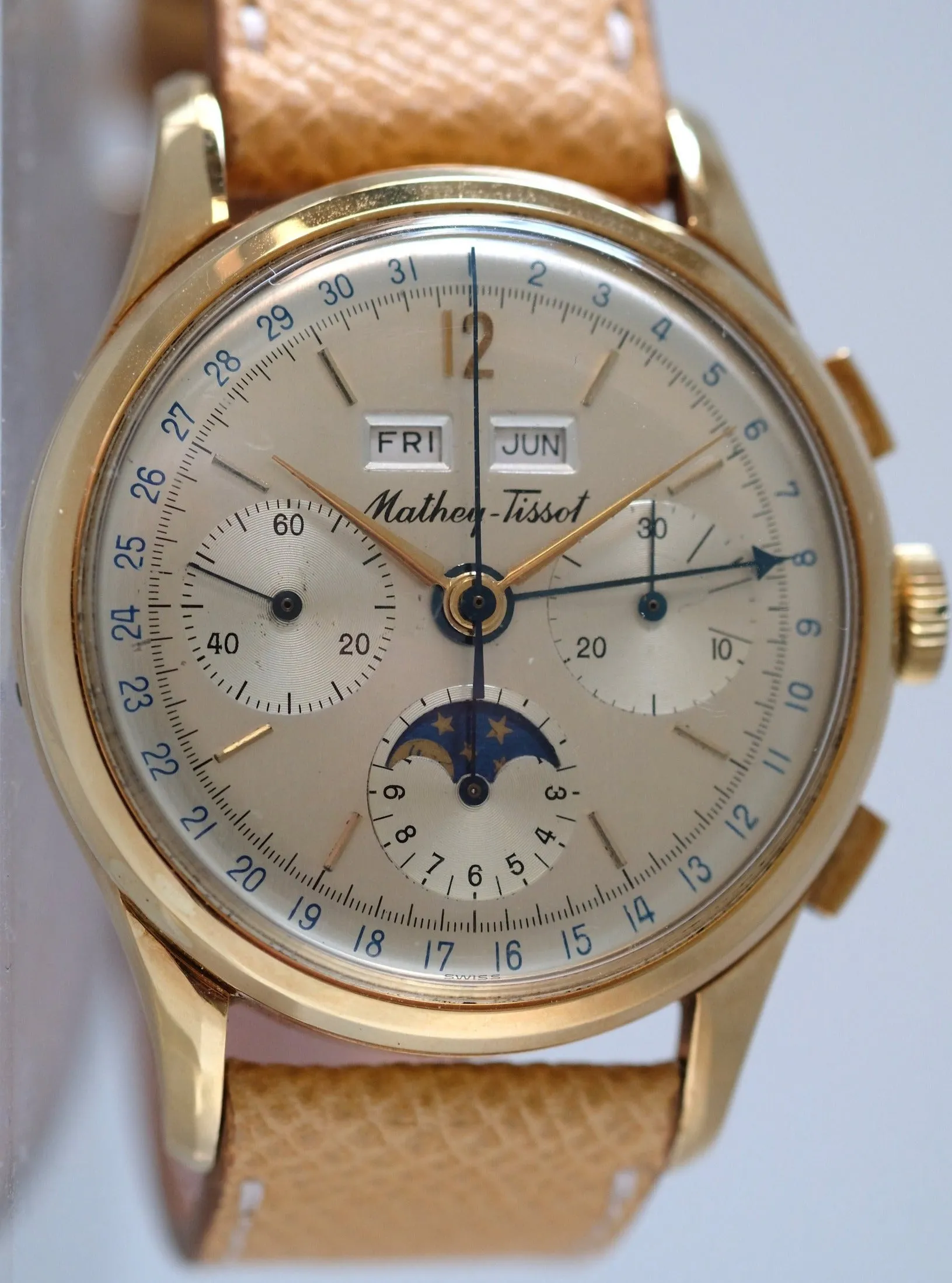 Mathey-Tissot Triple Date Calendar Chronograph in 18kt Yellow Gold