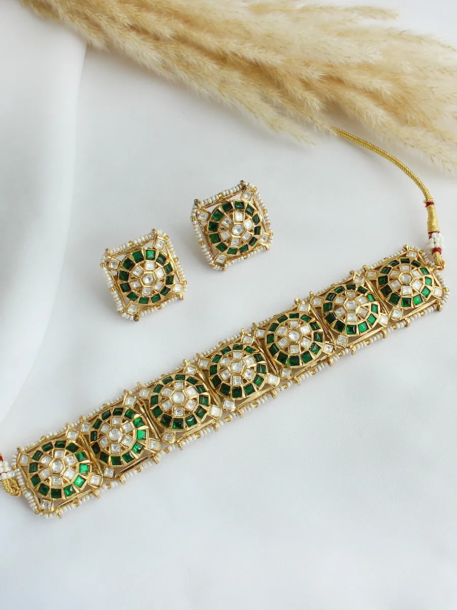 Nidhika Necklace Set
