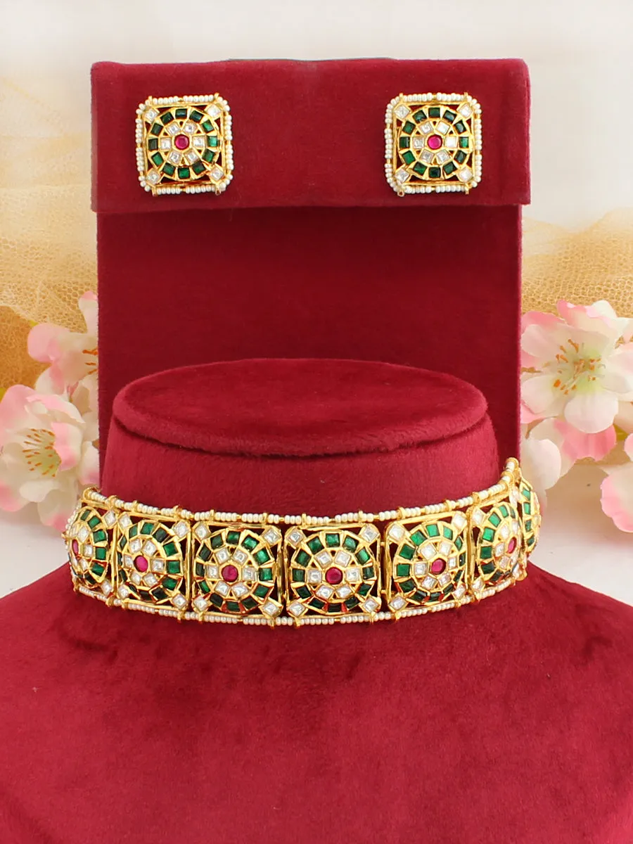 Nidhika Necklace Set