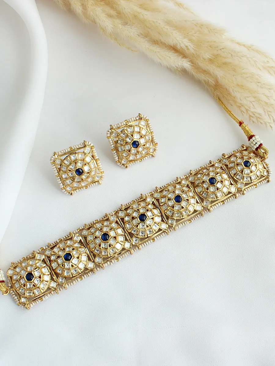 Nidhika Necklace Set