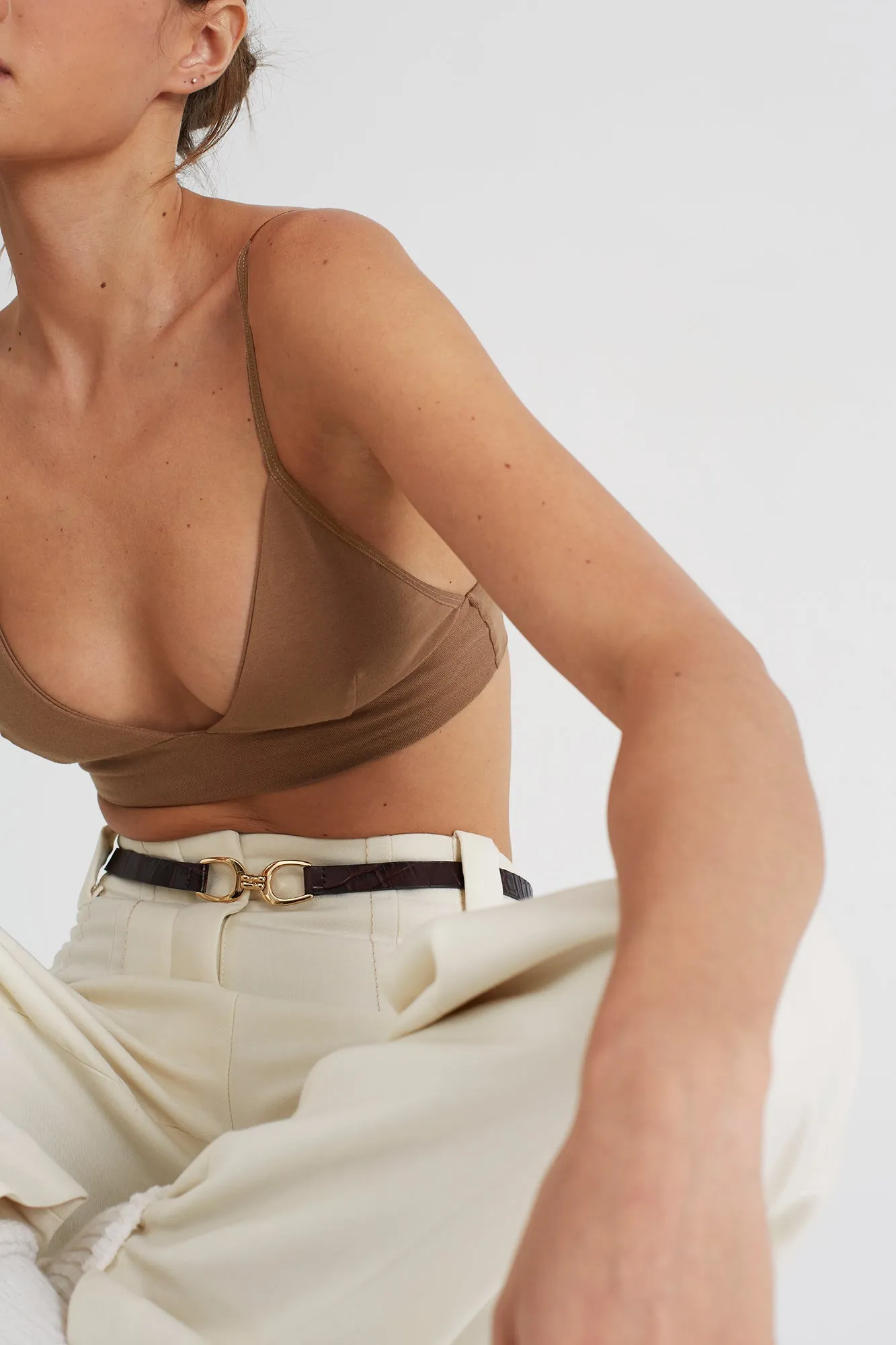 ORIANA Low-Back Bralette in Caramel
