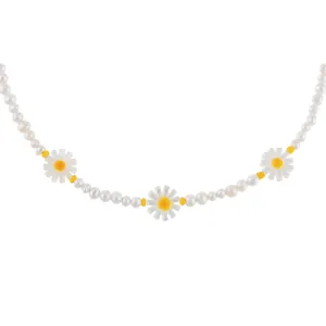 Pastel Daisy Beaded Necklace