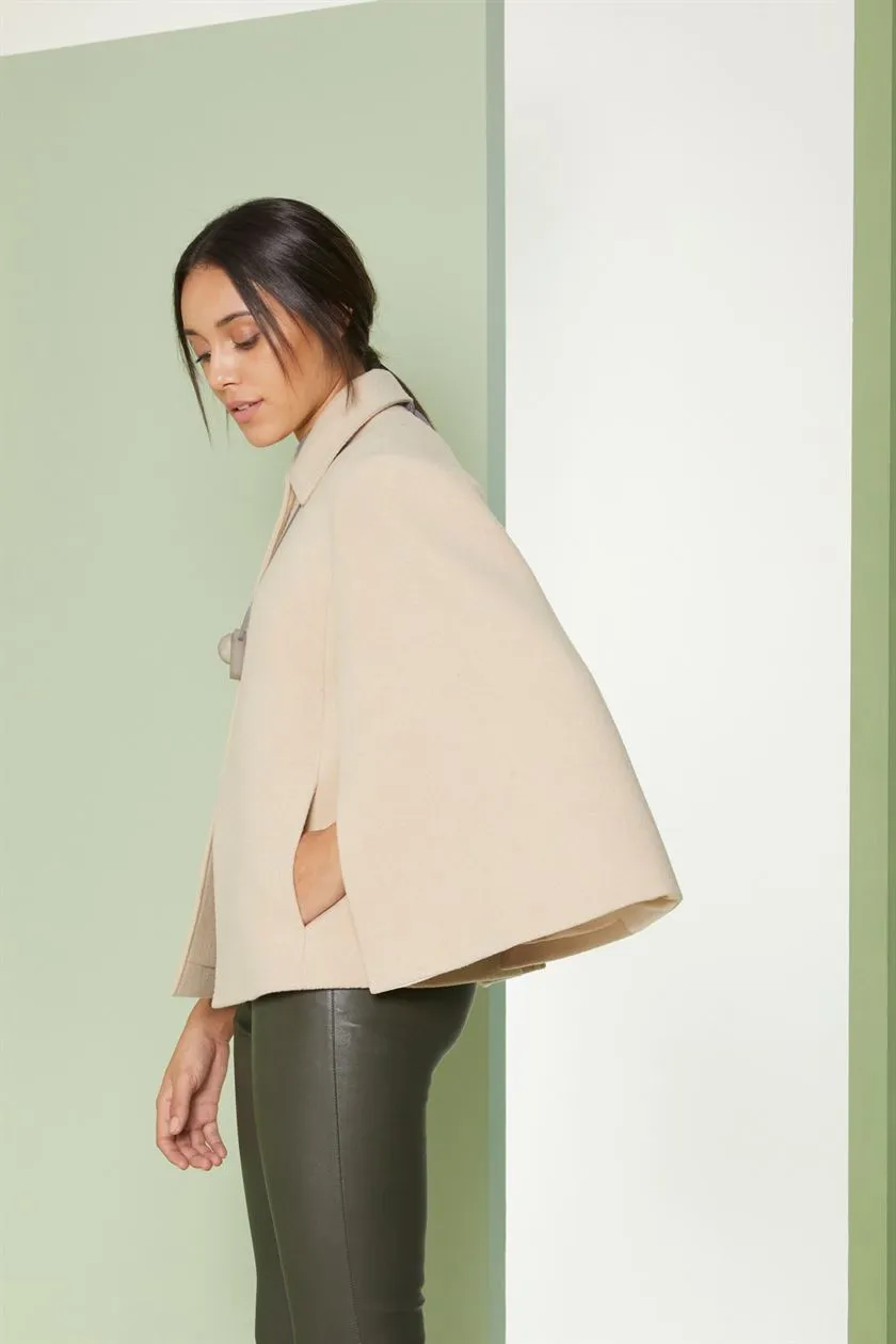 Perona   I   Womens-Outerwear-Poncho-Feyisa Pwa-Fv21-99406-Ivory  AS8167