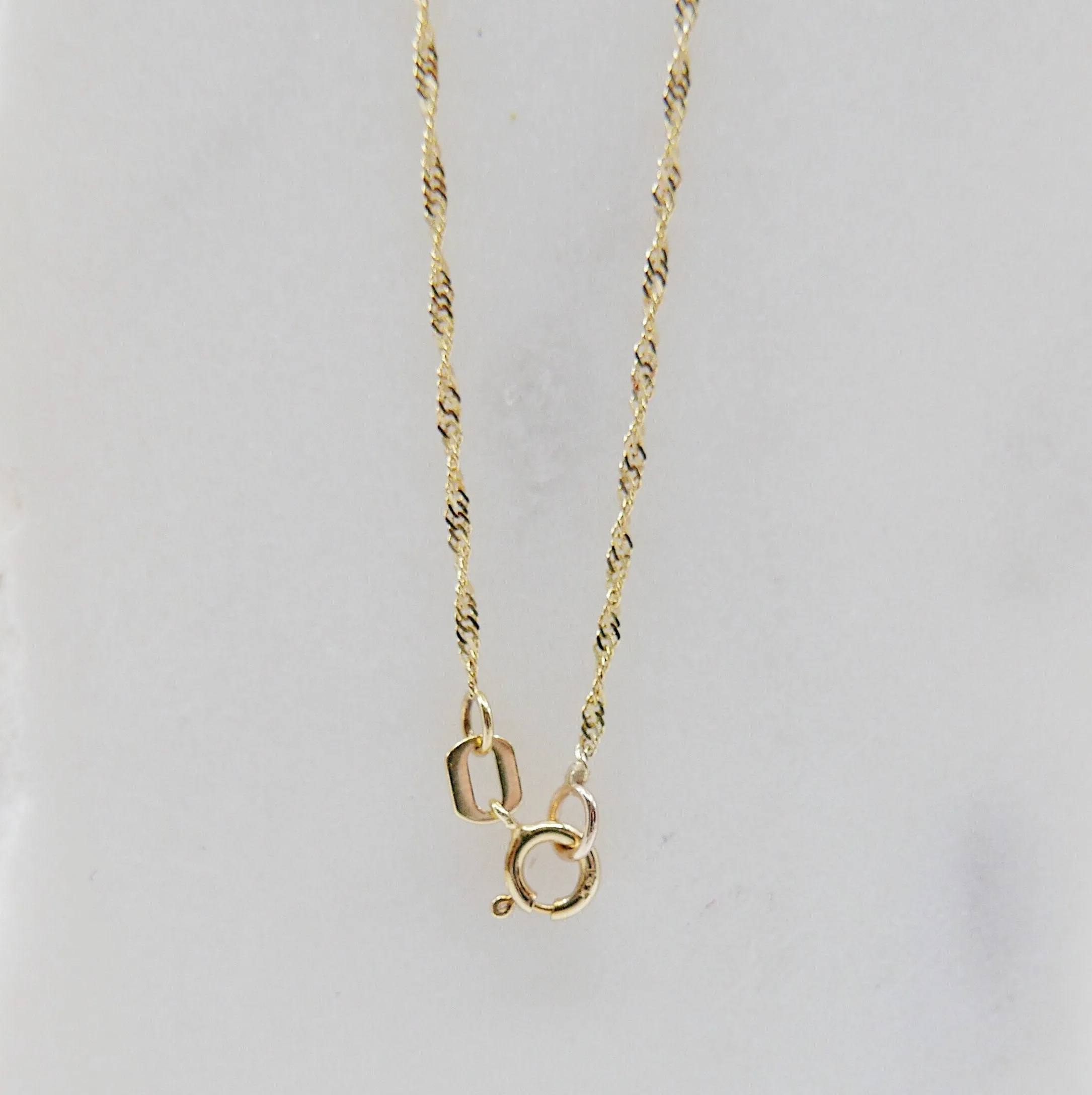 Pirouette Choker