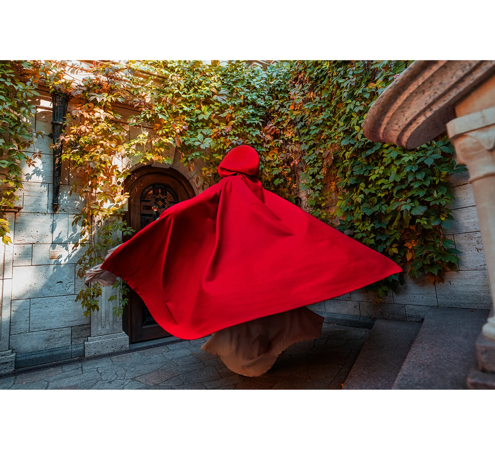Red Fantasy Vegan Wool Hooded Cloak