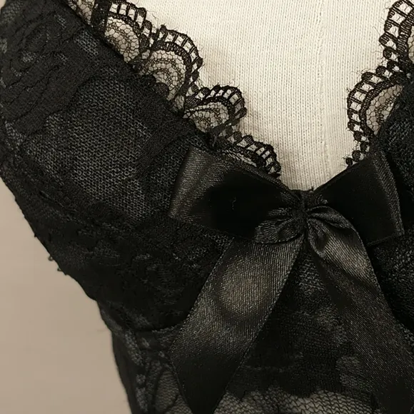 Sexy Black Lace Lingerie Bustier Corset w Thong