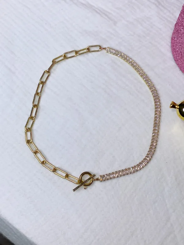 Stunner Chain Link Crystal Gold Necklace