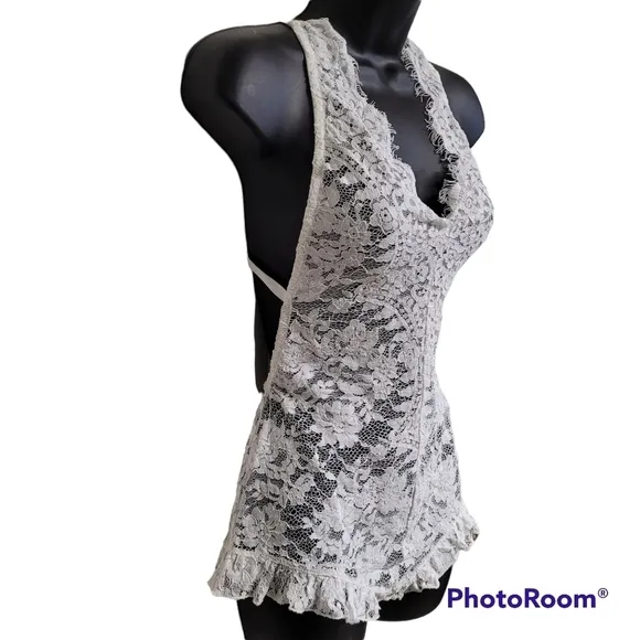 Stylestalker Emilie White Lace Backless V-neck Bodysuit Lingerie NWT