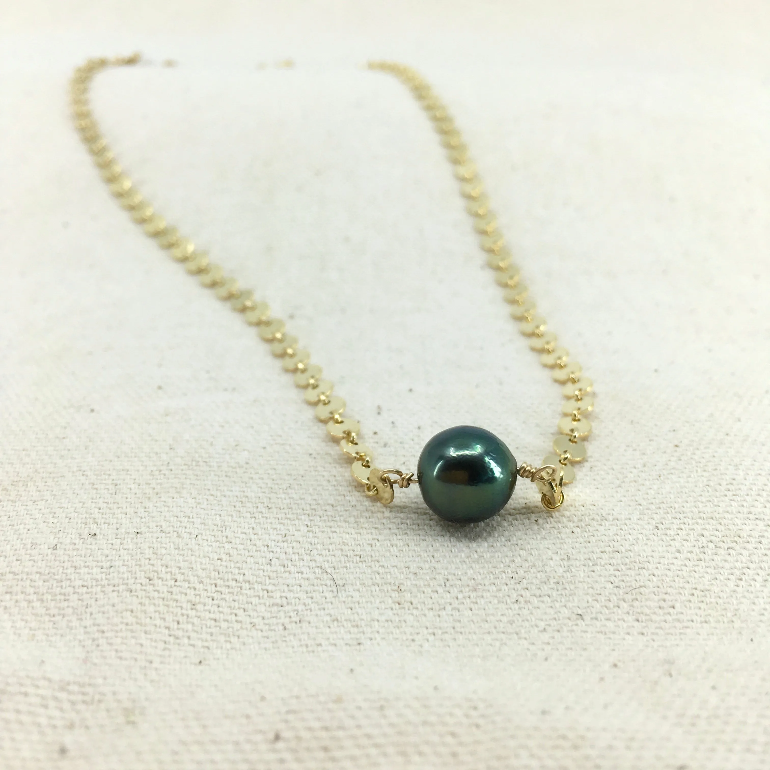 Tahitian Pearl Sequin Choker