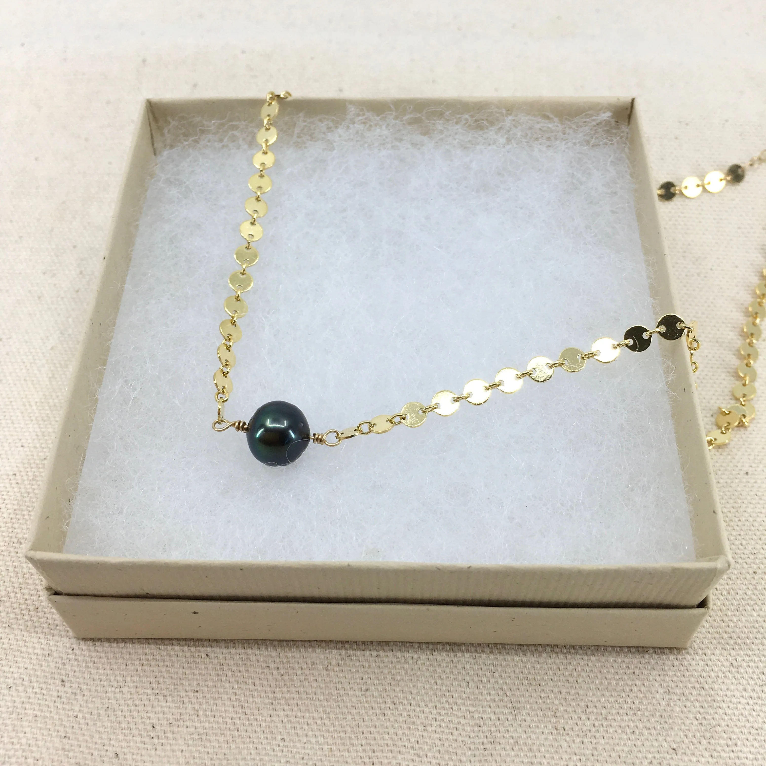 Tahitian Pearl Sequin Choker