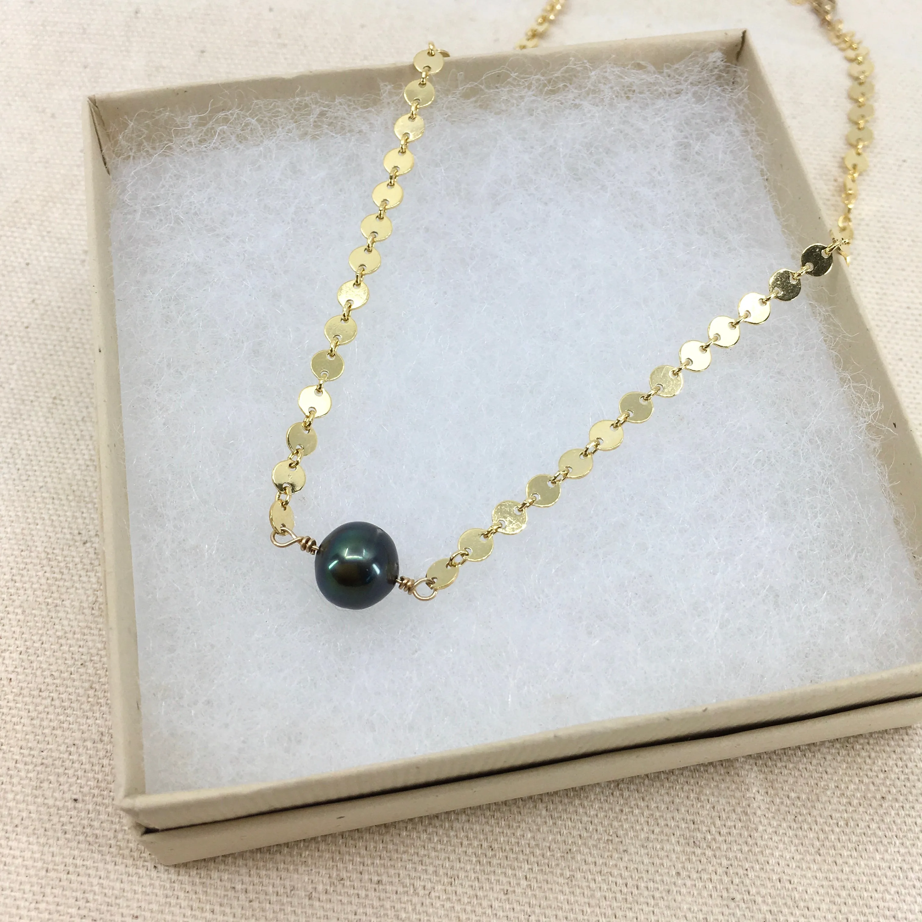 Tahitian Pearl Sequin Choker