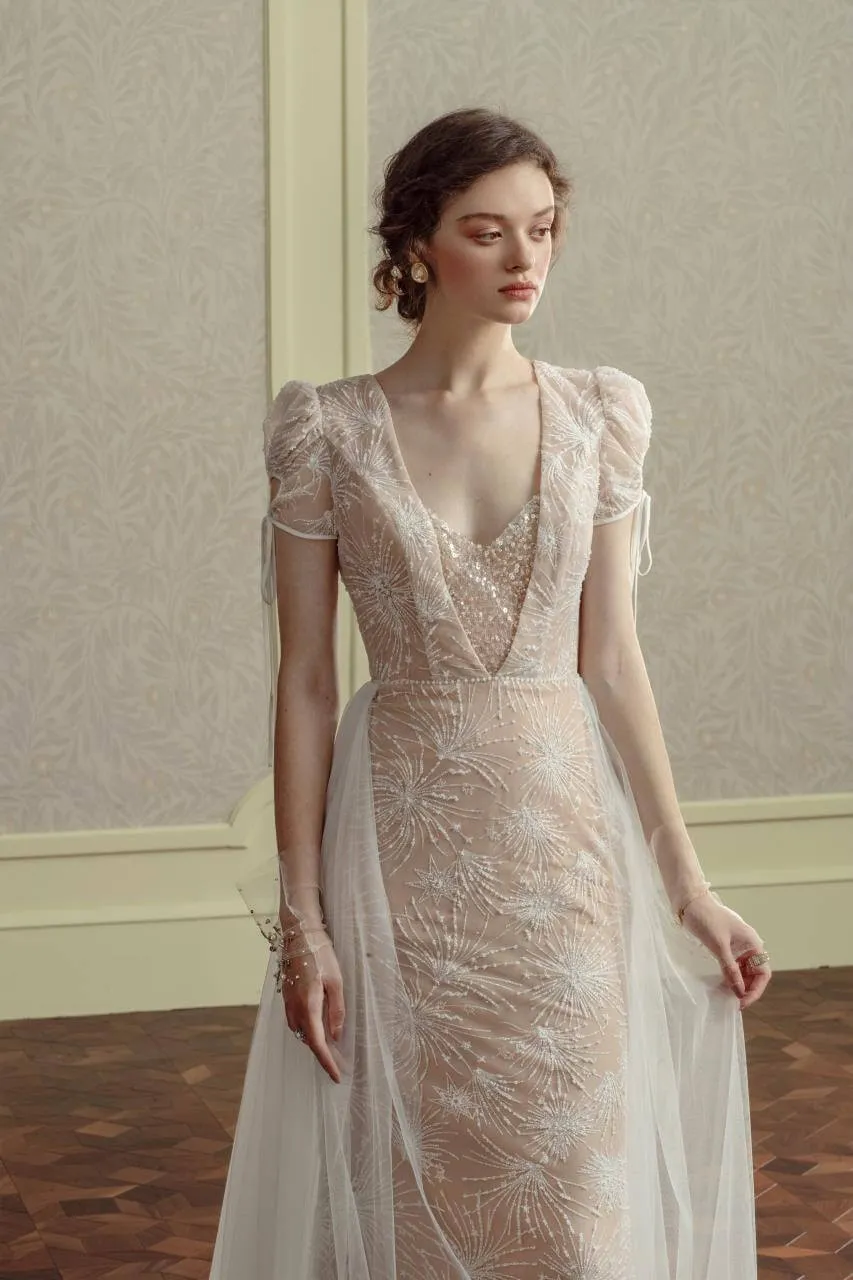 Tulle Beading Sequin Sheath Puff Short Sleeve V Neck Backless Wedding Dress with Train