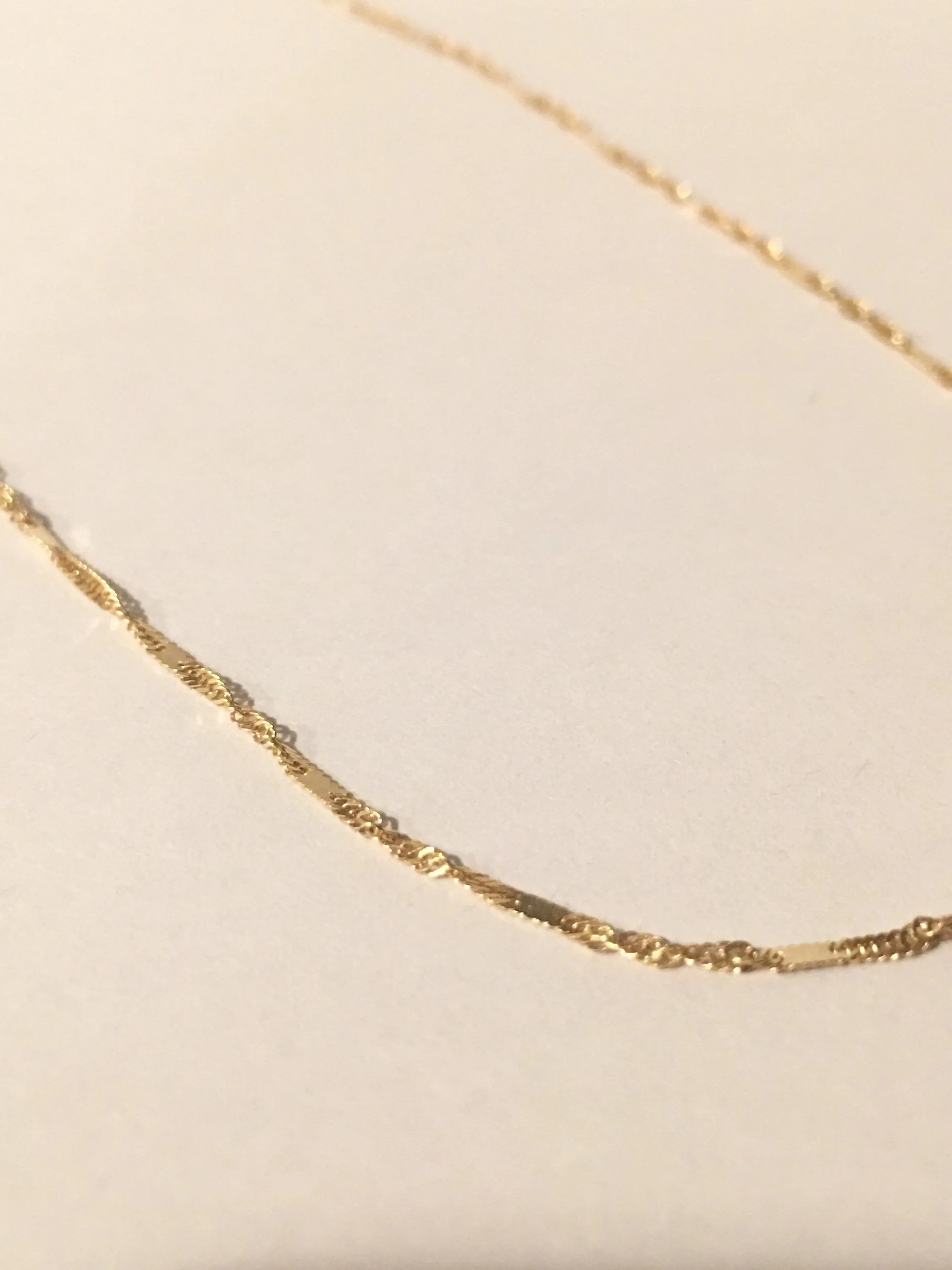 Twist Choker