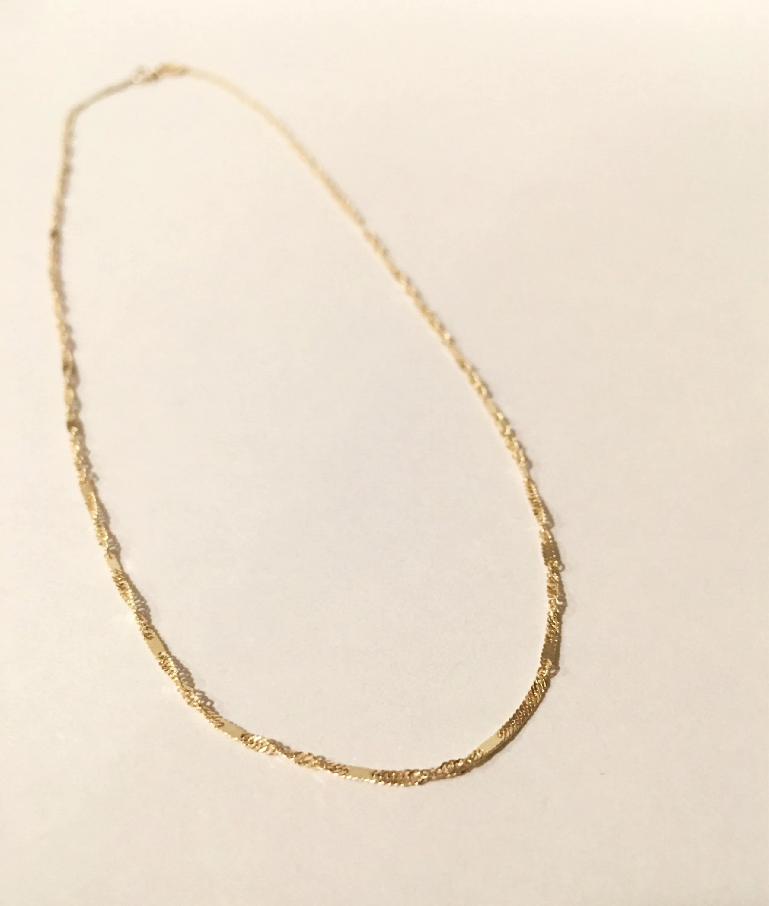 Twist Choker