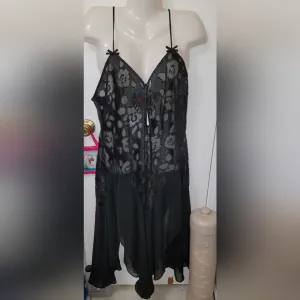 Vintage Morgan Taylor lingerie black floral semi sheer handkerchief hem (nwt2)