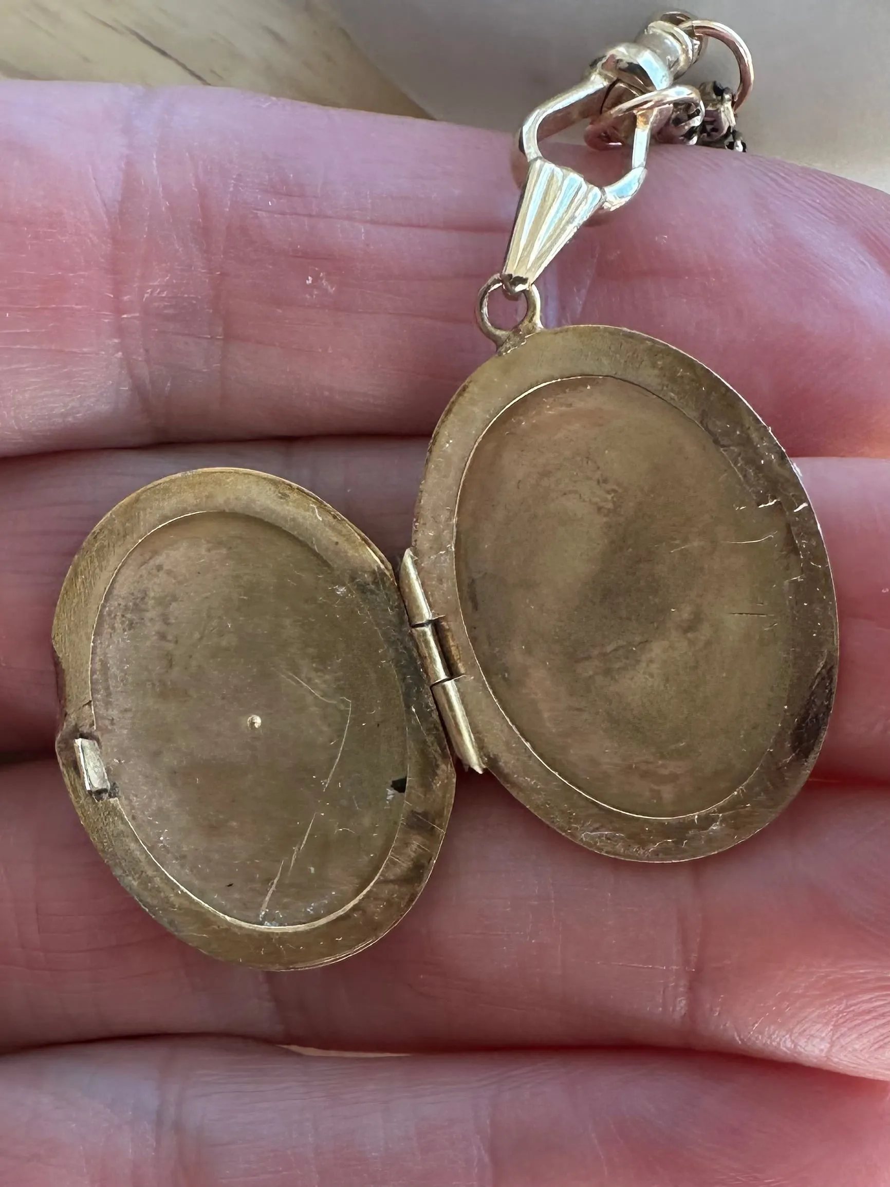 Vintage Star Diamond Locket
