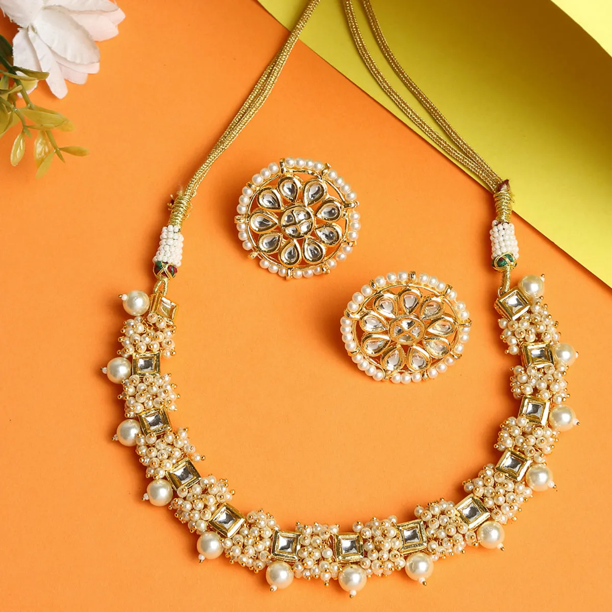 White Pearl Kundan Choker With Studs
