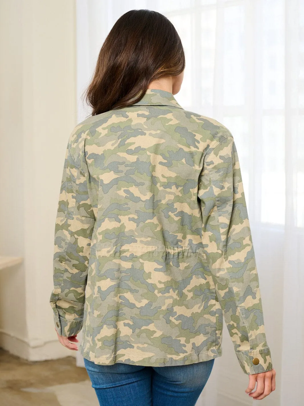 WOMEN'S LONG SLEEVE BUTTON UP POCKETS CAMO PRINT JACKET