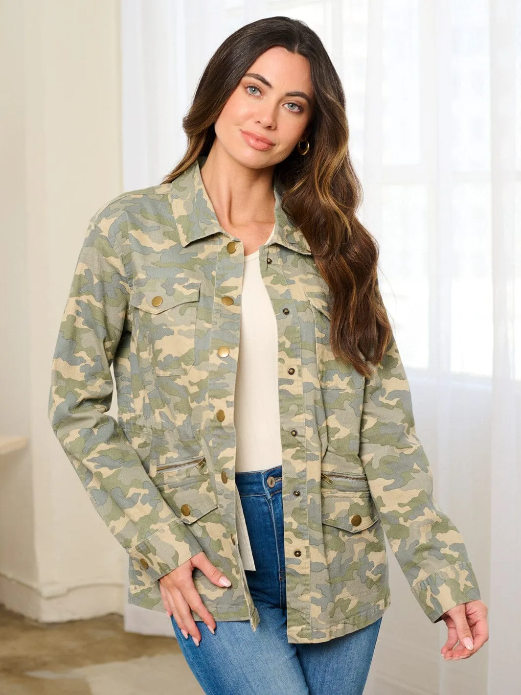WOMEN'S LONG SLEEVE BUTTON UP POCKETS CAMO PRINT JACKET