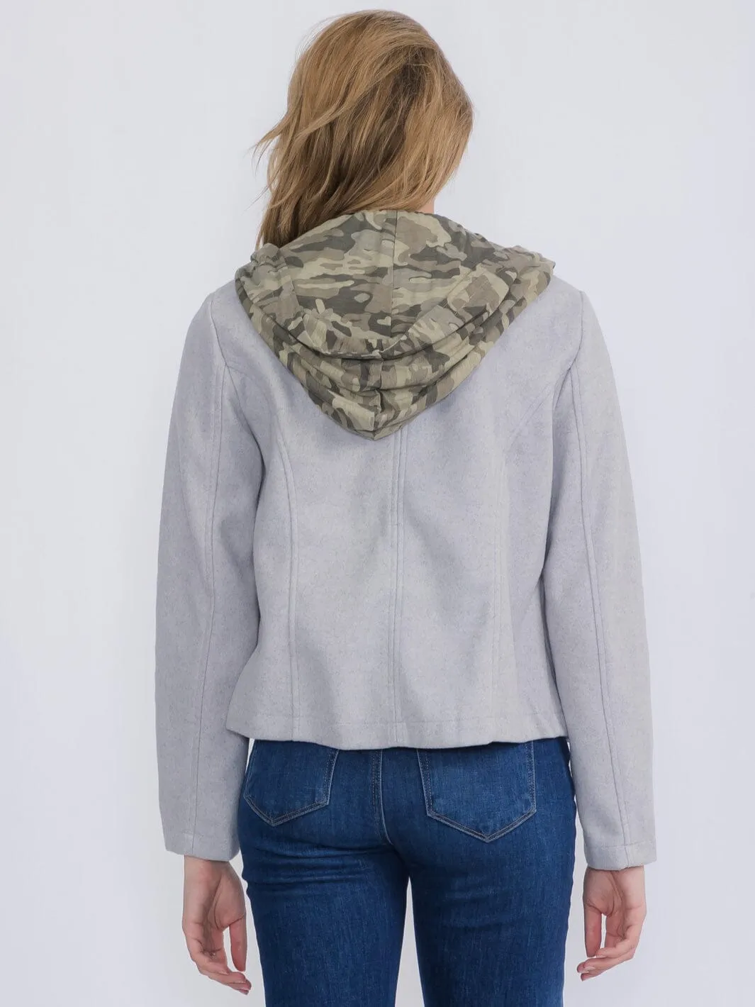 WOMEN'S LONG SLEEVE ZIP UP FRONT POCKETS CAMO PRINT HOODED JACKET